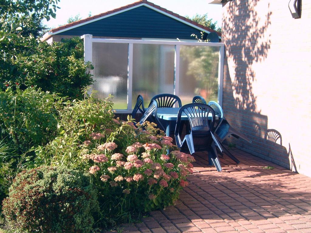 Ferienhaus Lisakowski Warmenhuizen Exteriör bild